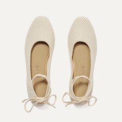 The Square Wrap in Blanc shown from the top.