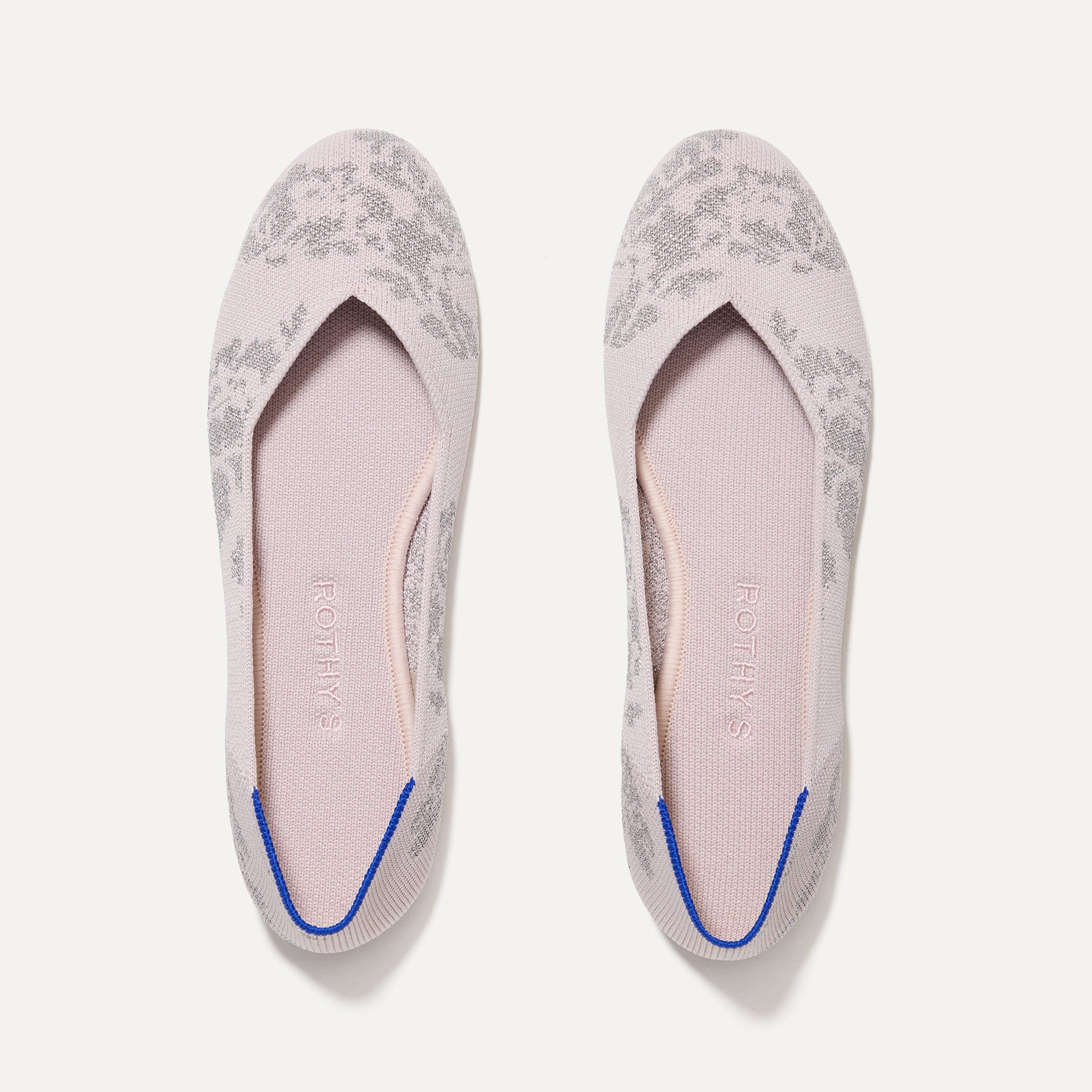 The Flat in Burnished Blush shown from the top. 