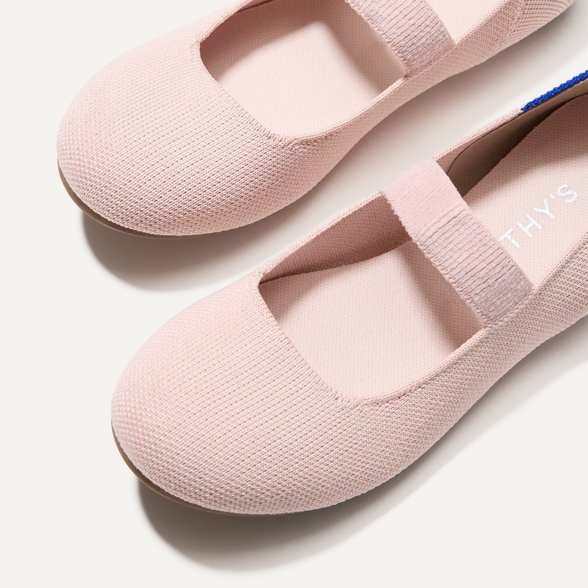 Close up of the toe and vamp of The Kids Mary Jane in Ballerina.